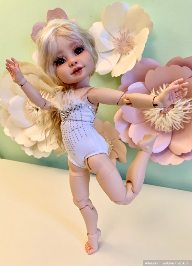 Гимнастический этюд с новейшими усовершенствованиями авторской девочки от A.T.Dolls Татьяна Бачурина
