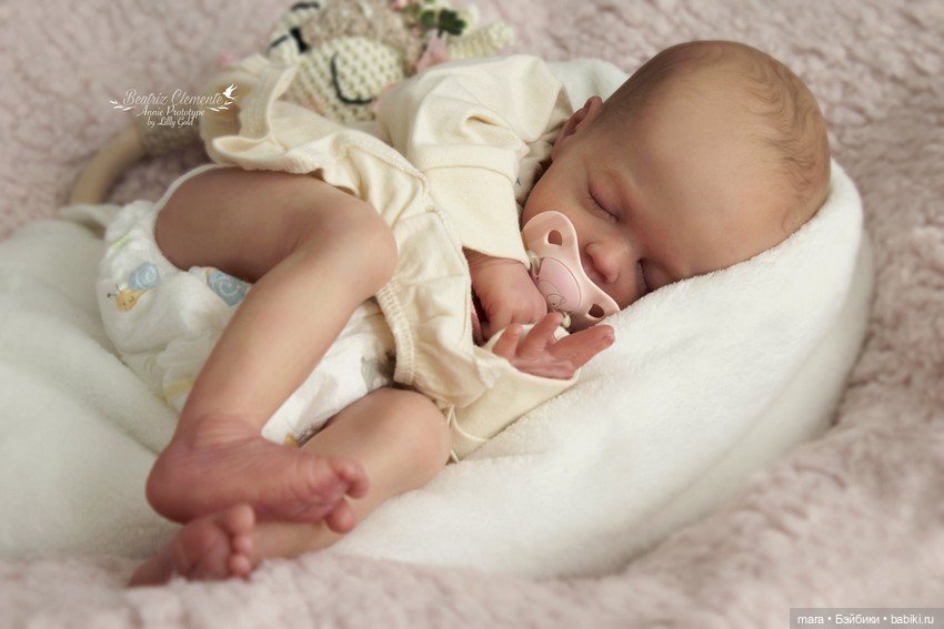 Annie скульптора Lili Lilly Gold, автор прототипа Beatriz Clemente (фото 5)