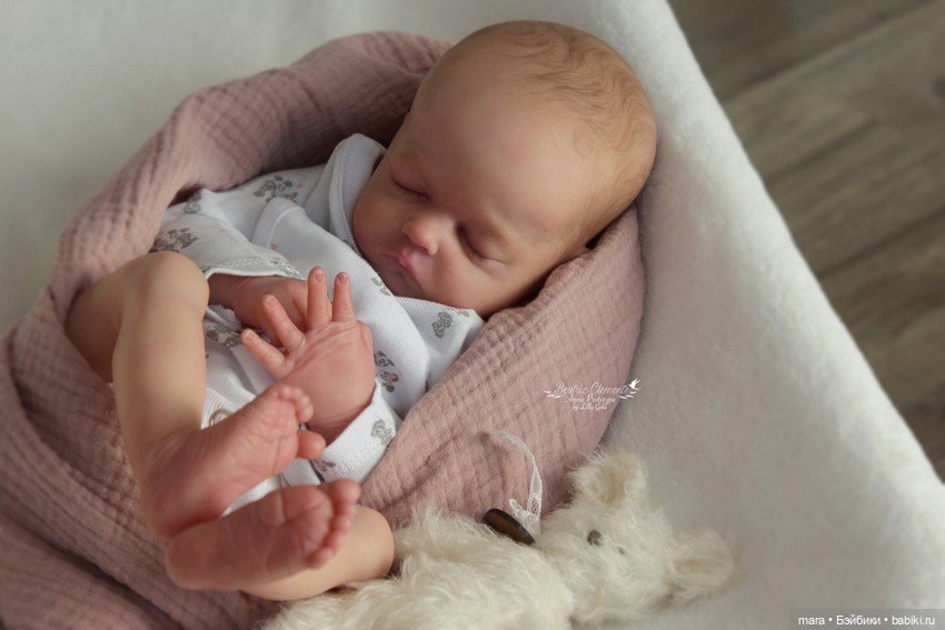 Annie скульптора Lili Lilly Gold, автор прототипа Beatriz Clemente (фото 3)