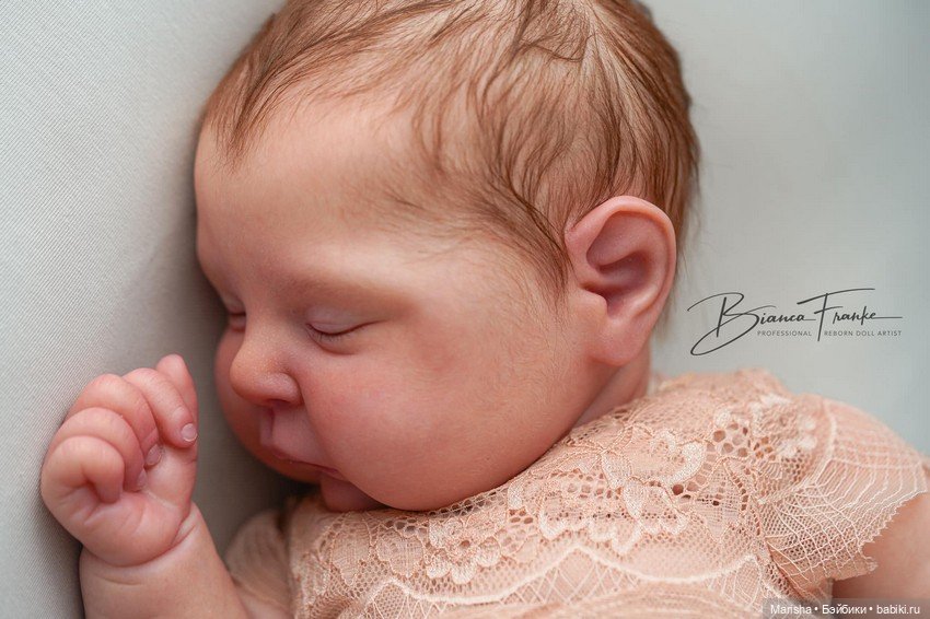 Peaches скульптора Cassie Brace, автор прототипа Bianca Franke (фото 10)