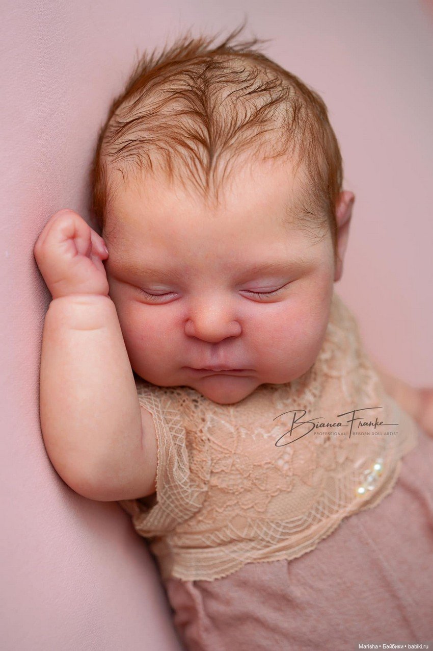 Peaches скульптора Cassie Brace, автор прототипа Bianca Franke (фото 2)