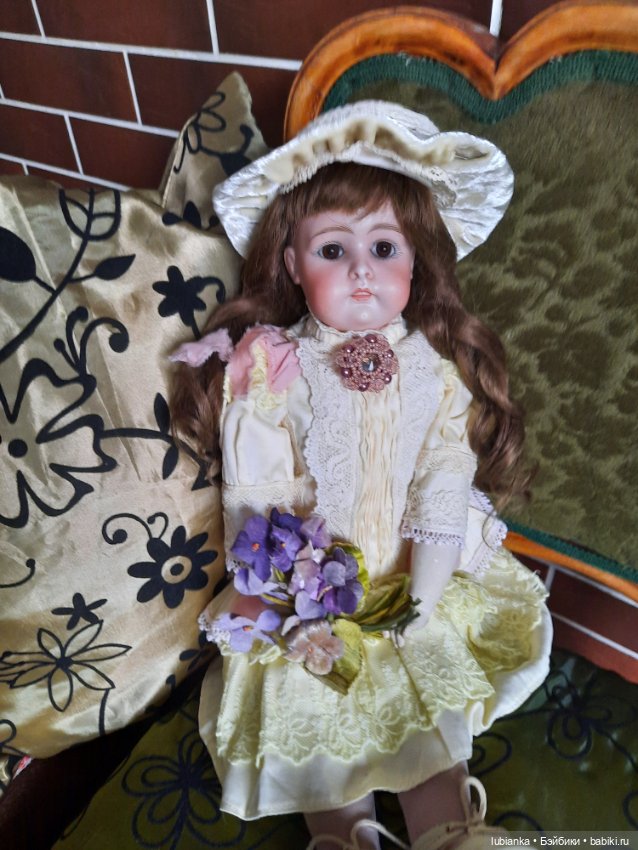 Моя первая антикварная кукла