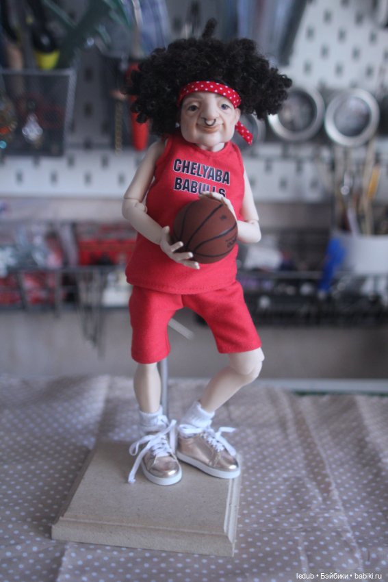 Бабуля-Баскетболистка — Авторские шарнирные куклы своими руками: лепка