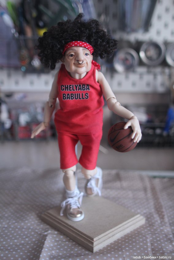 Бабуля-Баскетболистка — Авторские шарнирные куклы своими руками: лепка (фото 10)