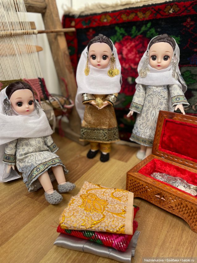 Куклы в национальных костюмах (фото 4)