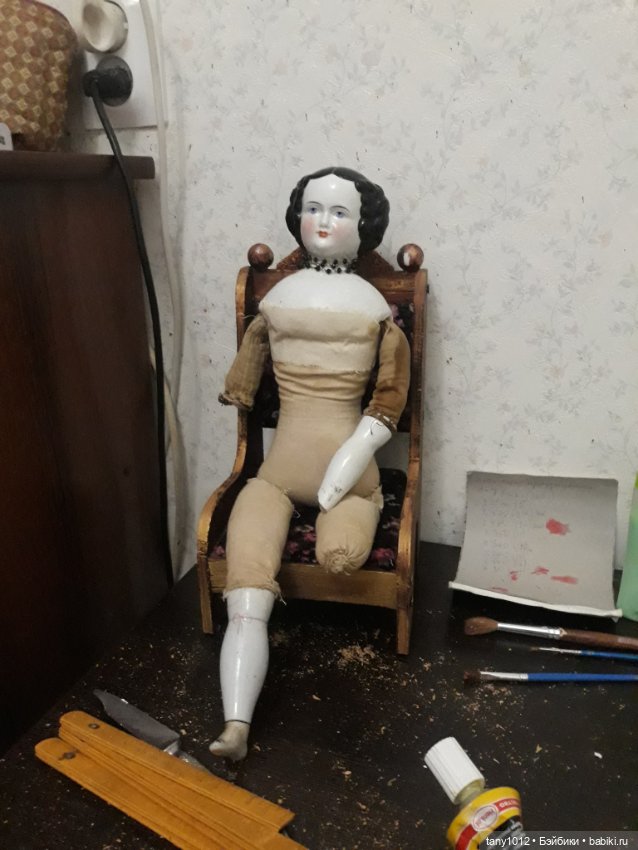 Праздник к нам стучиться — Редкие антикварные куклы и реплики: воск (фото 3)
