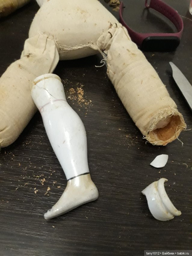 Праздник к нам стучиться — Редкие антикварные куклы и реплики: воск