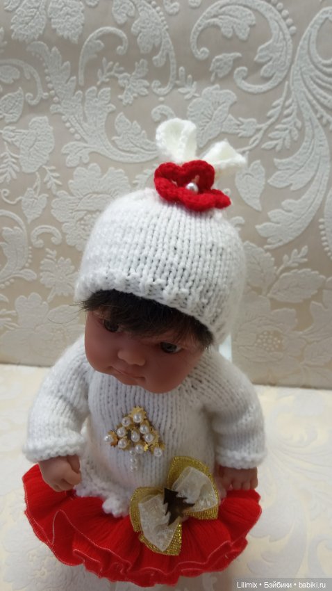 Зимняя коллекция в бело-красном цвете (фото 9)