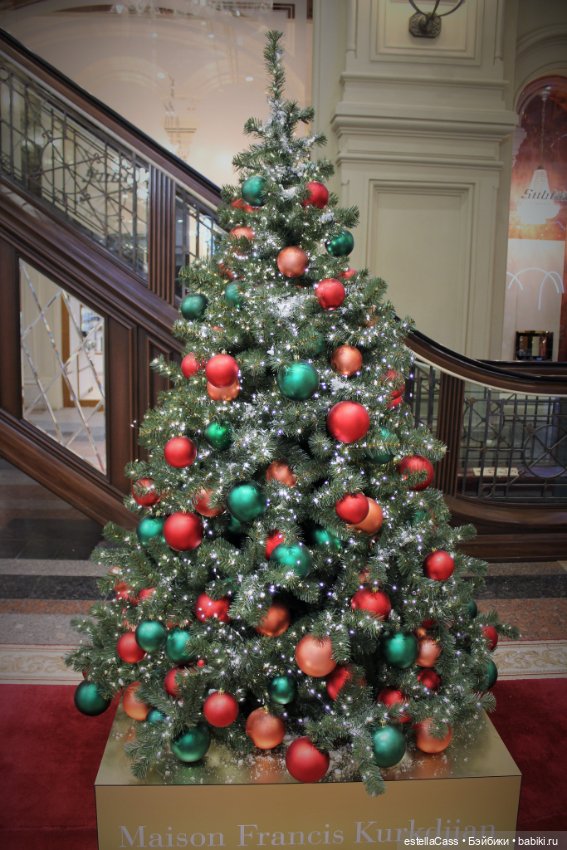 Тысяча и одна елка! ГУМ-2021