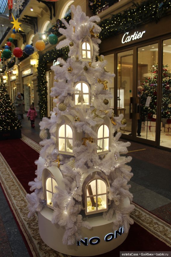 Тысяча и одна елка! ГУМ-2021