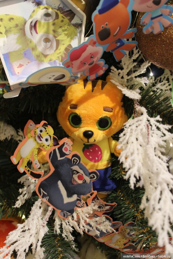 Тысяча и одна елка! ГУМ-2021