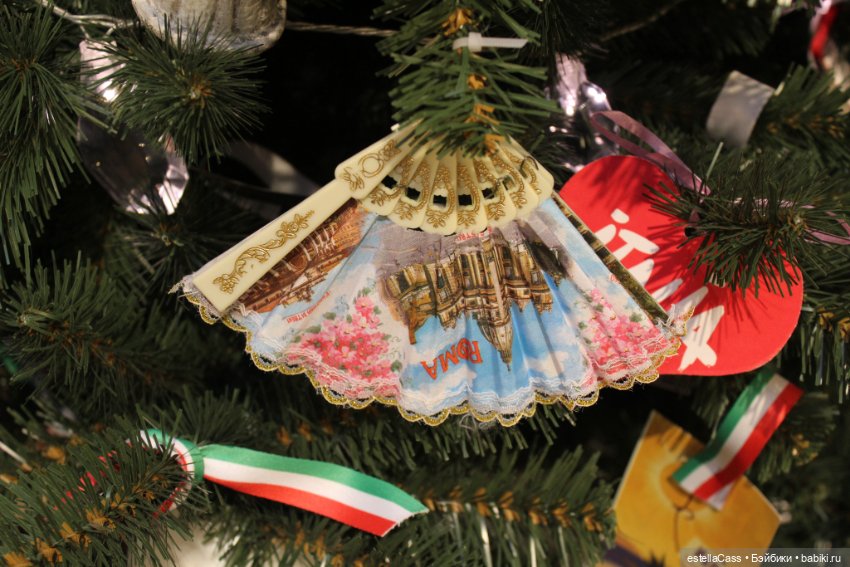 Тысяча и одна елка! ГУМ-2021