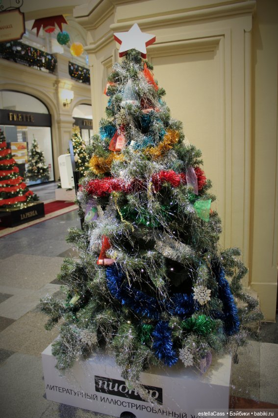 Тысяча и одна елка! ГУМ-2021