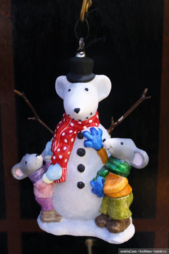 Тигр подкрадывается по снегу (фото 7)