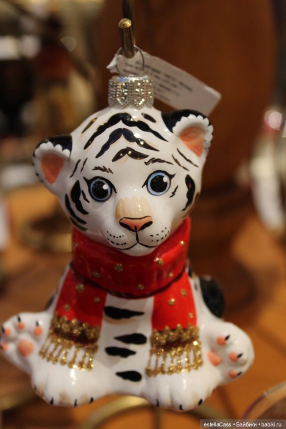 Тигр подкрадывается по снегу (фото 5)