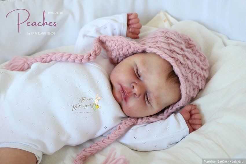 Peaches скульптора Cassie Brace, автор прототипа Alicia Rodriguez (фото 4)