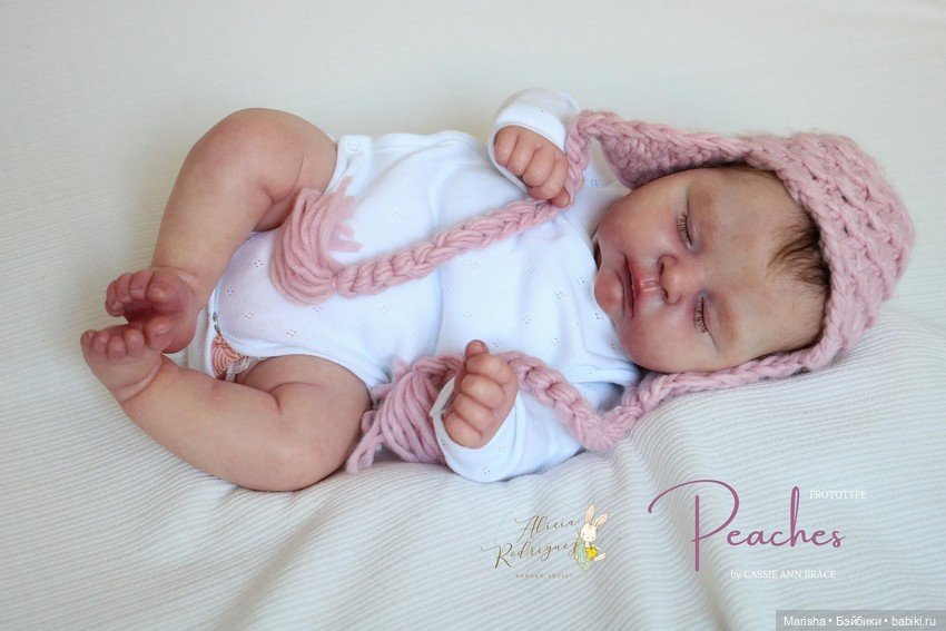 Peaches скульптора Cassie Brace, автор прототипа Alicia Rodriguez (фото 7)