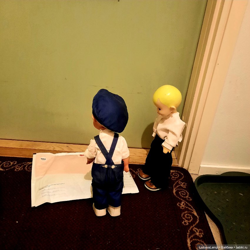 Как Володька с Павлухой письмо получали