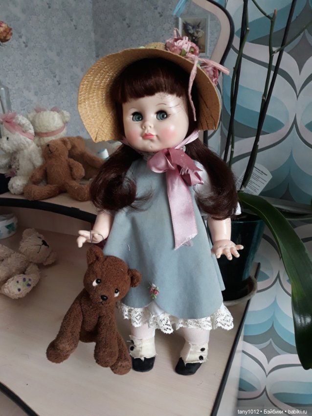 Обидеть куклу может каждый и даже ноги оторвать (фото 10)