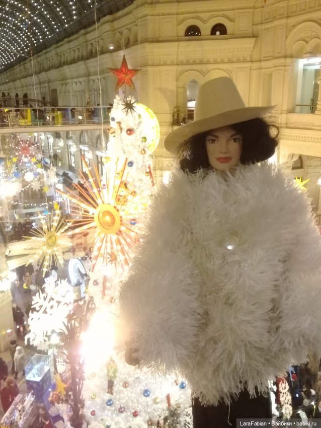 Жаклин на параде ёлок — Портретные куклы знаменитостей: звезды кино (фото 5)