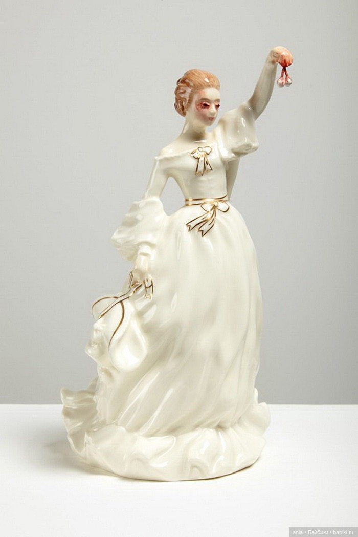 Викторианские фарфоровые девушки без головы от Jessica Harrison (фото 10)