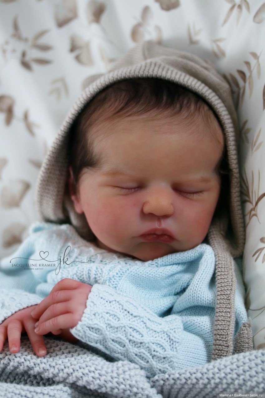 John скульптора Taynan Freitas, авто прототипа Jacqueline Kramer