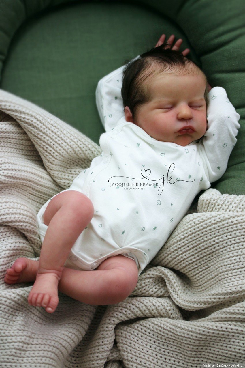 John скульптора Taynan Freitas, авто прототипа Jacqueline Kramer