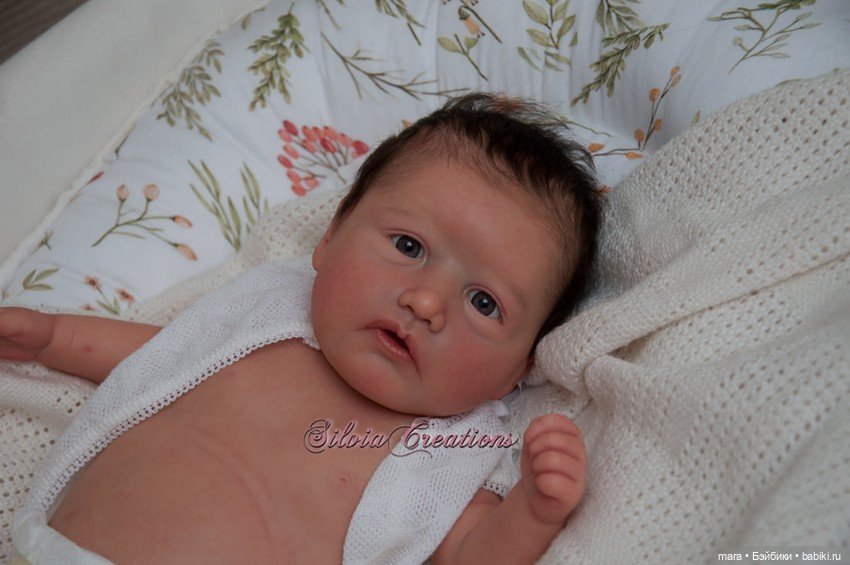 Dalal скульптора Ghadir AL Shirazi, автор прототипа Silvia Ezquerra (фото 3)