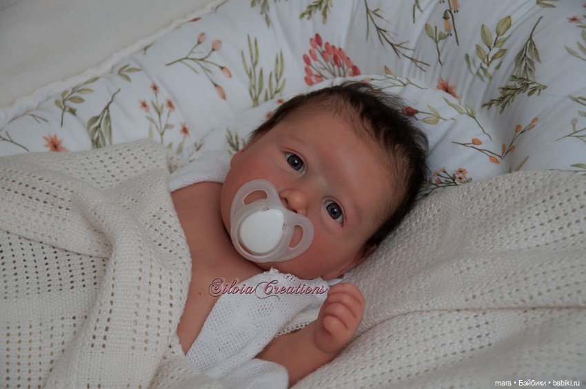 Dalal скульптора Ghadir AL Shirazi, автор прототипа Silvia Ezquerra (фото 5)