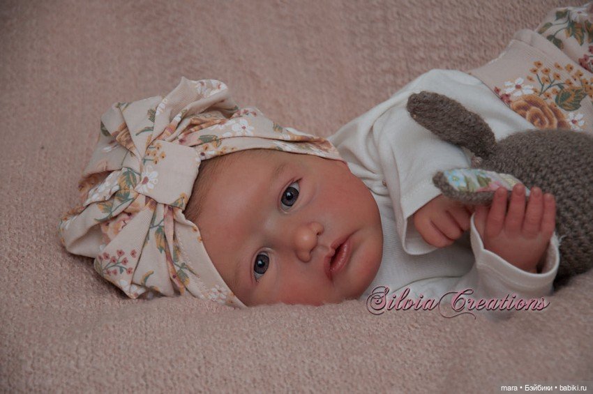 Dalal скульптора Ghadir AL Shirazi, автор прототипа Silvia Ezquerra (фото 2)