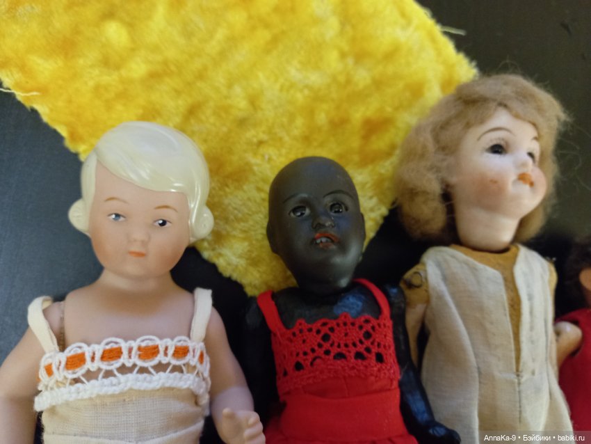 Подготовка к празднику — Антикварные куклы Mignonette (Миньонетта): карманные (фото 2)