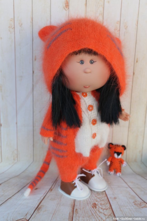 Символ года для любимых кукол