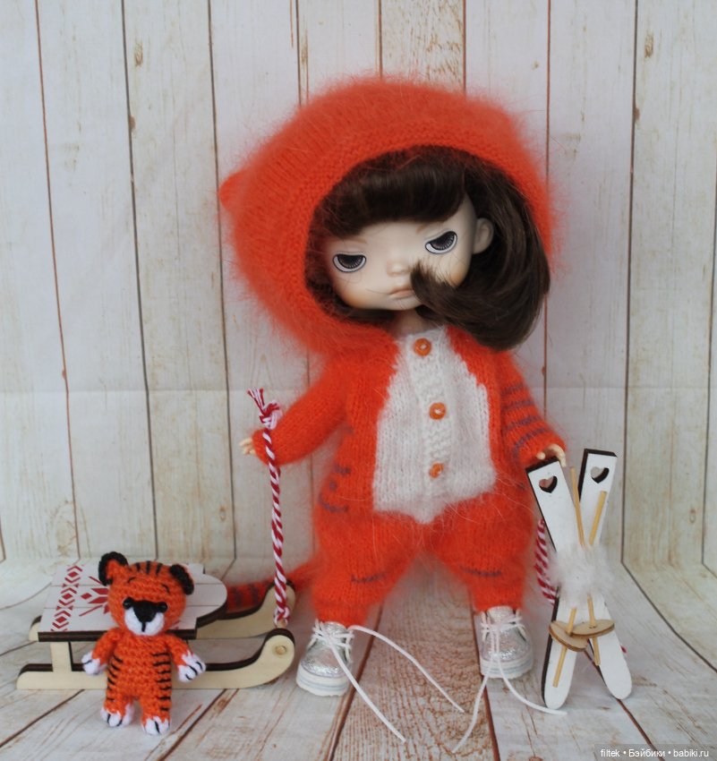 Символ года для любимых кукол