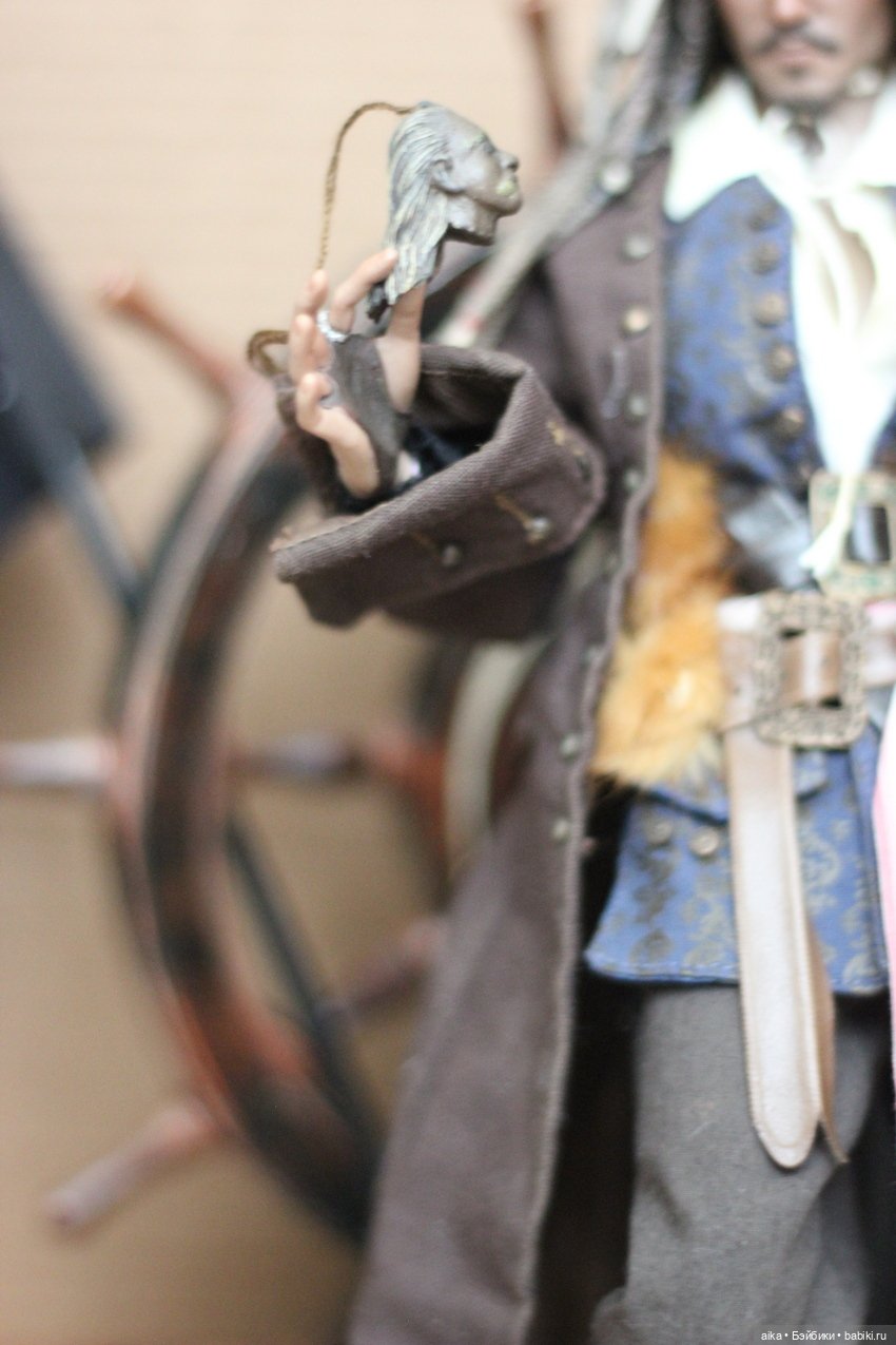 Фигурка Джека Воробья от Hot Toys