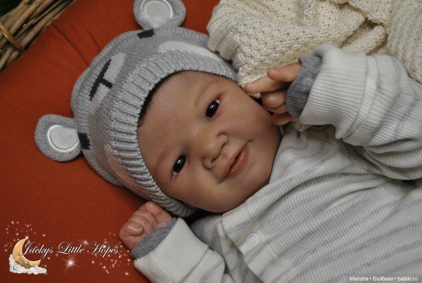 Kimmie скульптора Adrie Stoete, автор прототипа Jacky Schleich