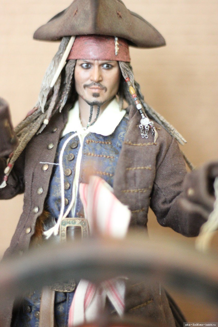 Фигурка Джека Воробья от Hot Toys (фото 9)