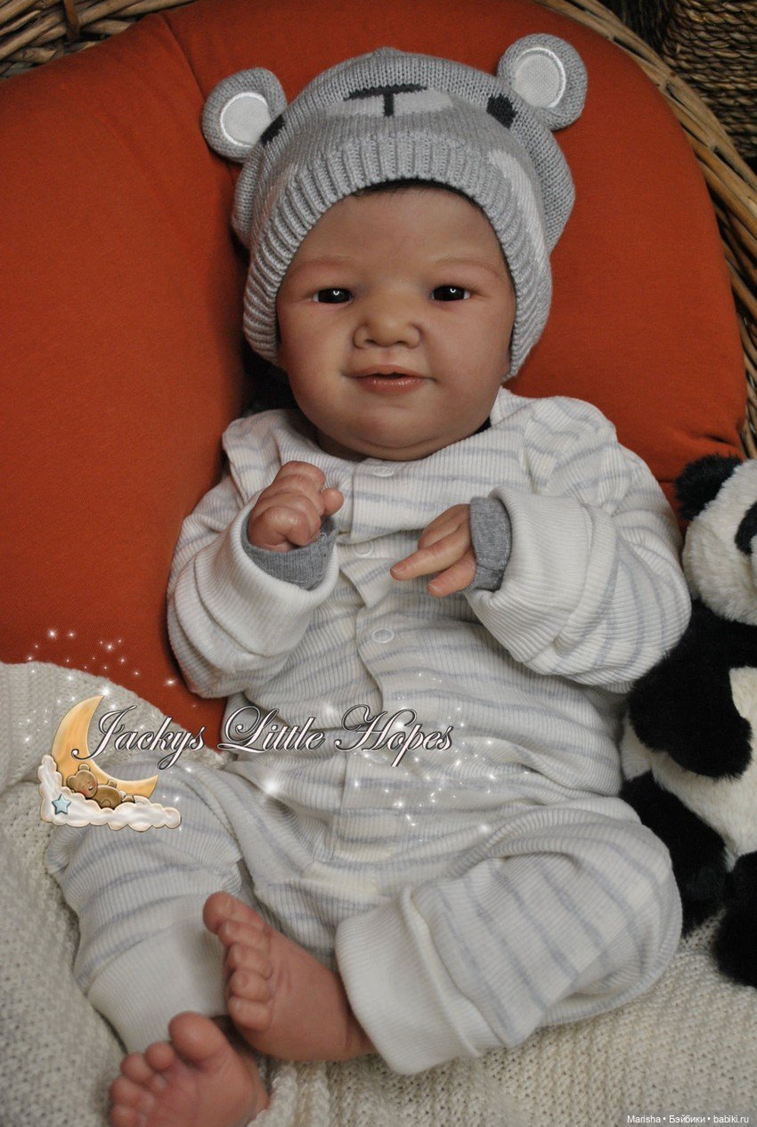 Kimmie скульптора Adrie Stoete, автор прототипа Jacky Schleich