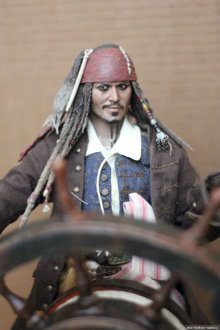 Фигурка Джека Воробья от Hot Toys (фото 6)