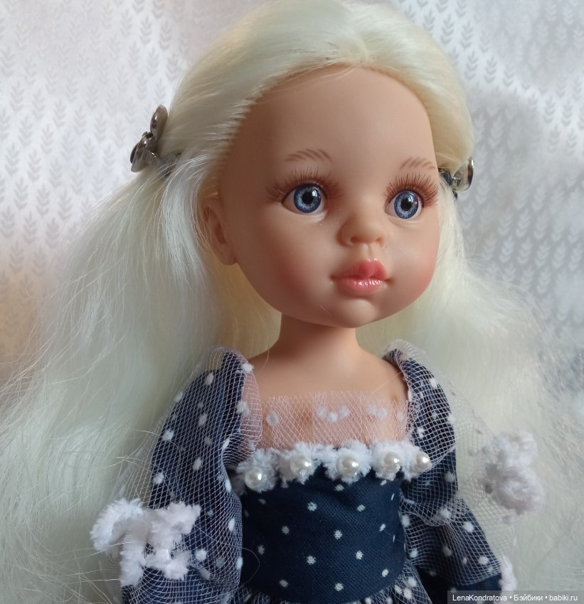 Платье-снегопад — Куклы Paola Reina (Паола Рейна): новинки (фото 3)