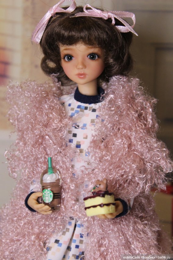 Мия поздравляет хозяйку — Куклы Milim Studio (Милим): российские БЖД (фото 6)