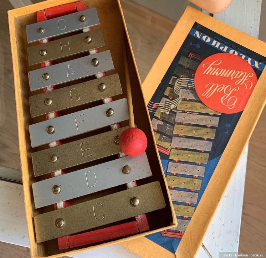 Советский металлофон с хрустальным звоном. Ранний
