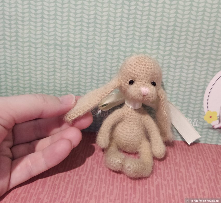 Ладошечный зайка — Вязаные игрушки и амигуруми: крючком (фото 3)