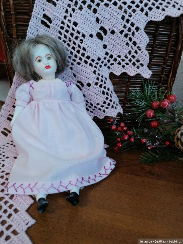 Реплика антикварных кукол