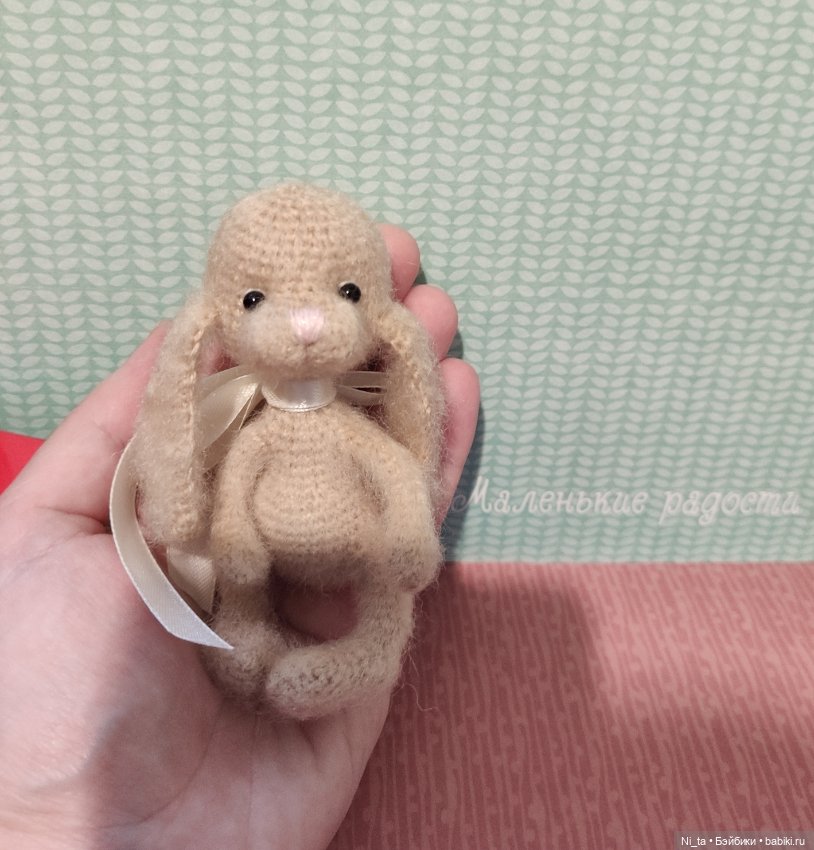 Ладошечный зайка — Вязаные игрушки и амигуруми: крючком (фото 4)