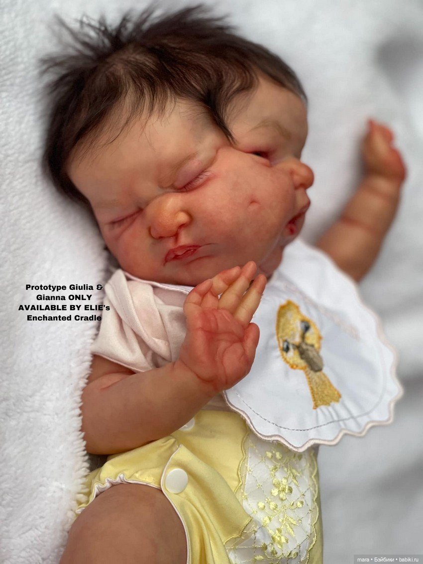 Gianna & Giulia скульптора Vincenzina Caré, автор прототипа Elie Habibi (фото 7)