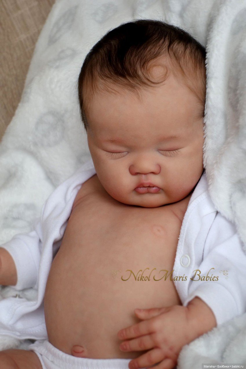 Ashia скульптора Laura Lee Eagles, автор прототипа Nikol Maris