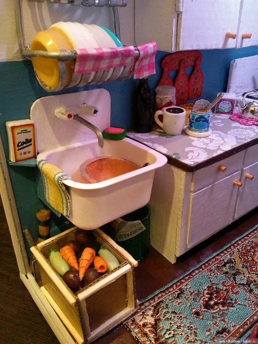 Советская кухня в хрущевке. Зима 80-го, ужин, автор Людмила Кудряшова (фото 6)