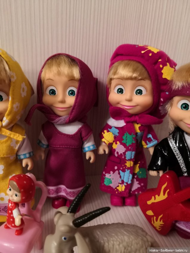 Машеньки и не только — Куклы Маша и Медведь (Simba): Маша в кармашке (фото 4)