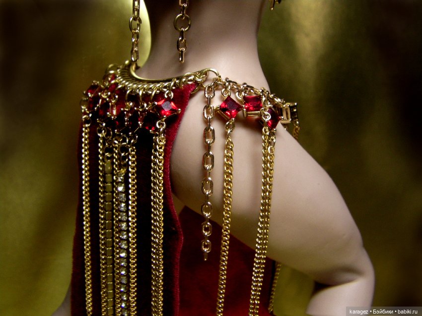 Золото на бархате. Шестнадцатый фасон восточного костюма для TBLeague Phicen