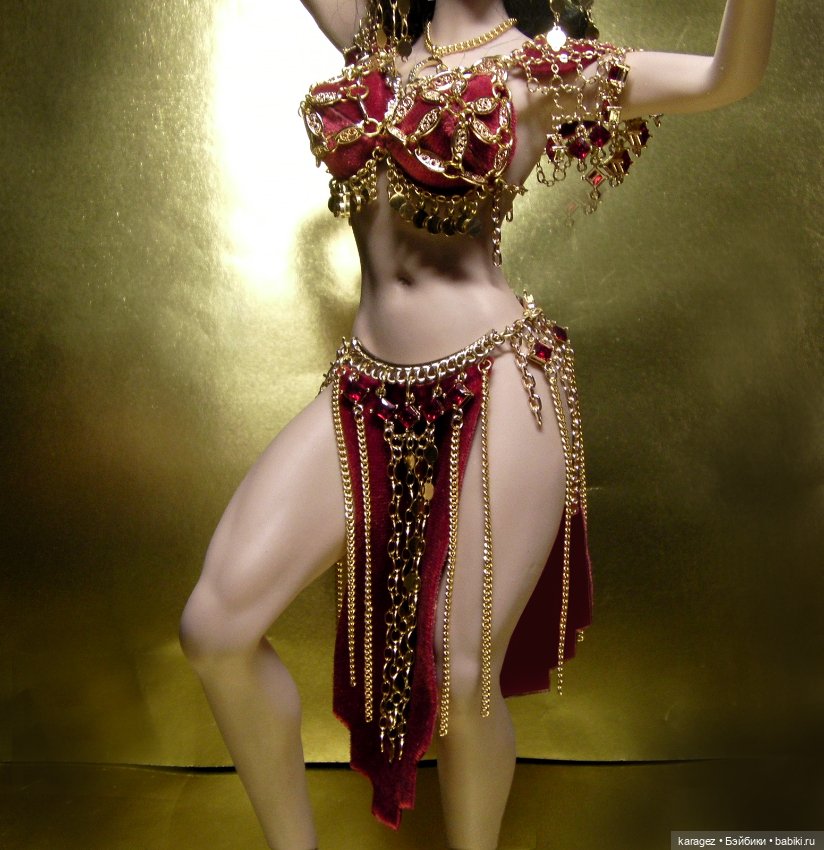 Золото на бархате. Шестнадцатый фасон восточного костюма для TBLeague Phicen (фото 9)